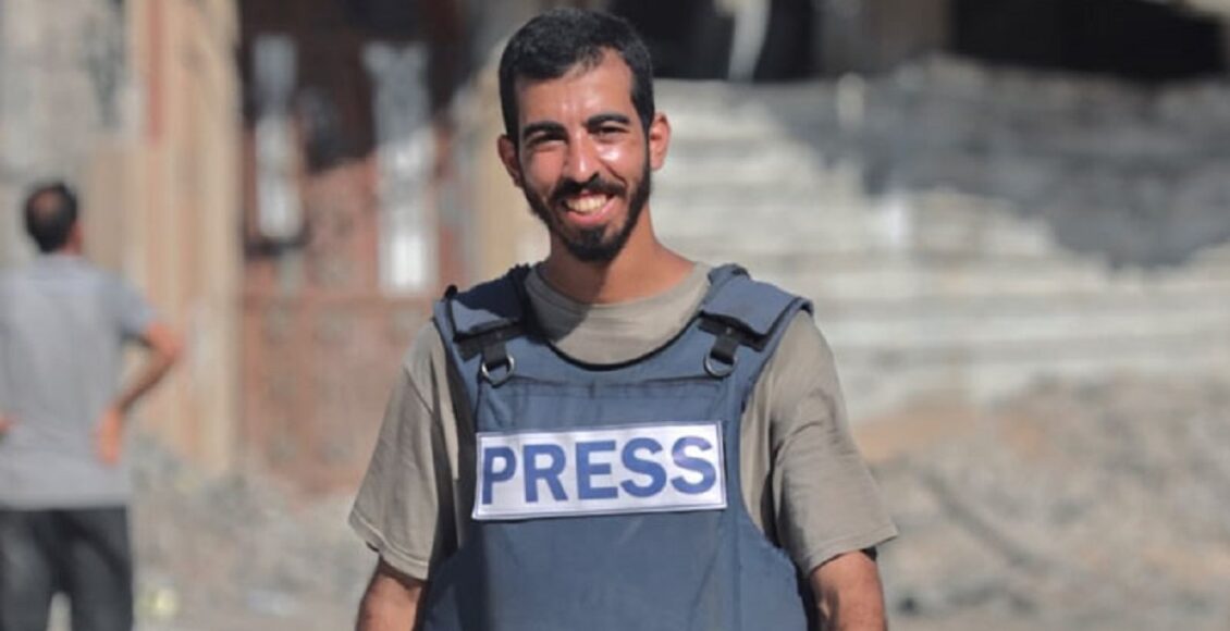 "Palestinian journalist Saleh Al-Jaafrawi martyred in Gaza by Israeli-backed gangs while reporting destruction in Sabra area." (غزہ کے علاقے صبرہ میں اسرائیل نواز گروہ کی فائرنگ سے فلسطینی صحافی صالح الجعفراوی شہید)