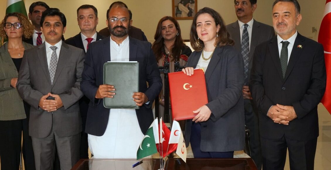 "ترکیہ کی ایجنسی TİKA علامہ محمد اقبال میوزیم لاہور کی بحالی کے معاہدے پر دستخط — پاکستان اور ترکیہ کے ثقافتی تعلقات کا نیا باب"