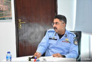 اسلام آباد ماڈل ٹریفک پولیس عوامی خدمت میں پیش پیش