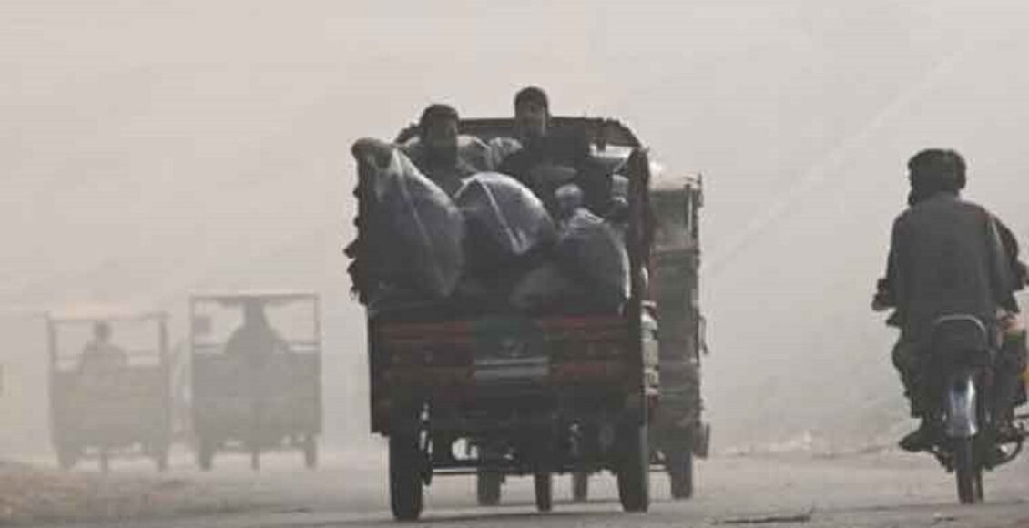 لاہور میں شدید سموگ اور آلودگی