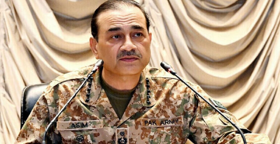 فیلڈ مارشل عاصم منیر کا کہنا ہے بیرونی حمایت یافتہ دہشتگردی اور پیچیدہ چیلنجز کے باوجود مسلح افواج قومی سلامتی کیلئے پُرعزم ہیں۔