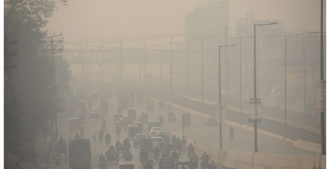 پنجاب کے مختلف شہروں کی فضا بدستور آلودہ، لاہور سرِ فہرست