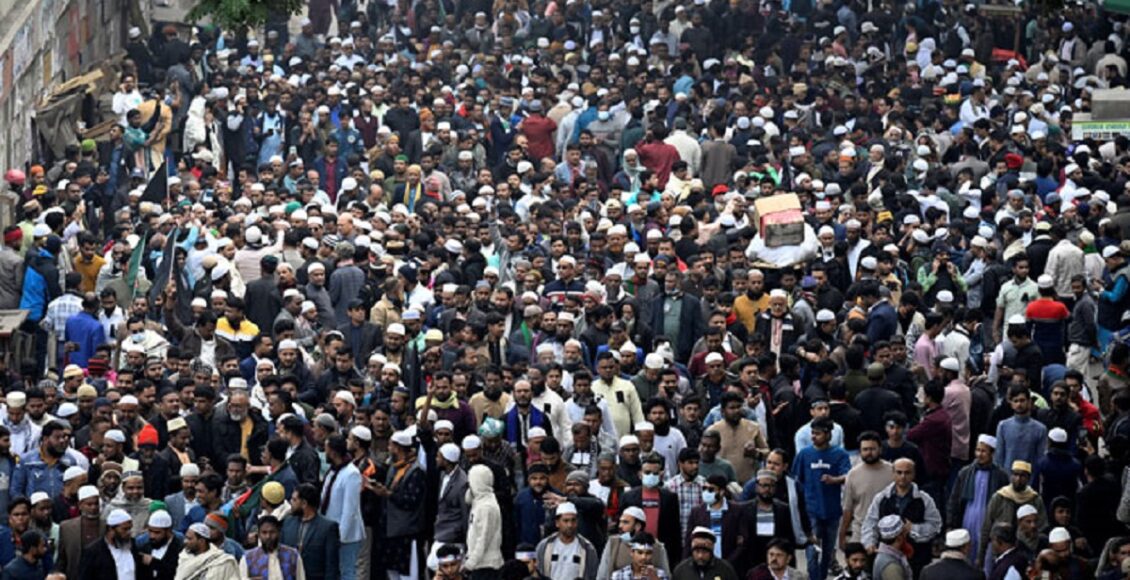 ڈھاکا میں سابق بنگلادیشی وزیراعظم خالدہ ضیا کی نمازِ جنازہ کا منظر