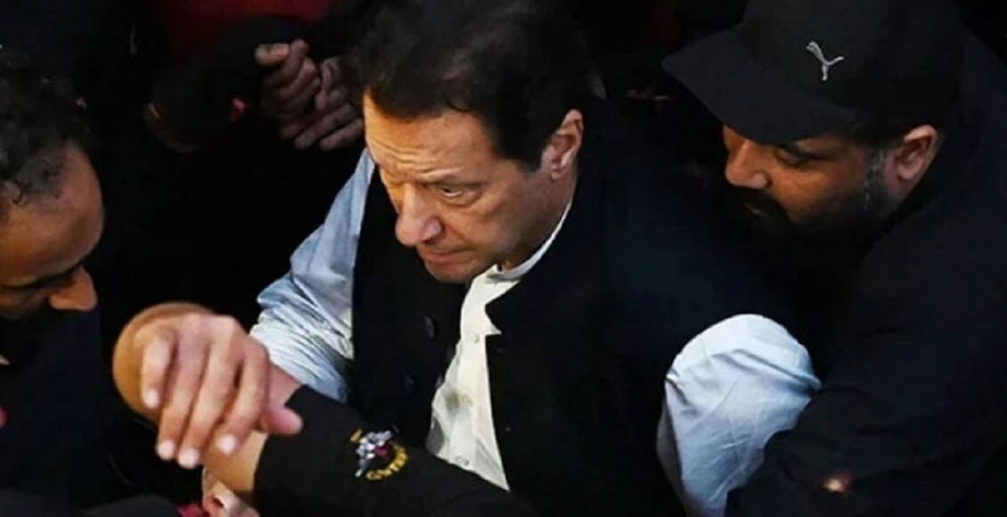 اسلام آباد: حکومت نے بانی پی ٹی آئی عمران خان کو اڈیالہ جیل سے منتقل کرنے پر غور شروع کردیا۔