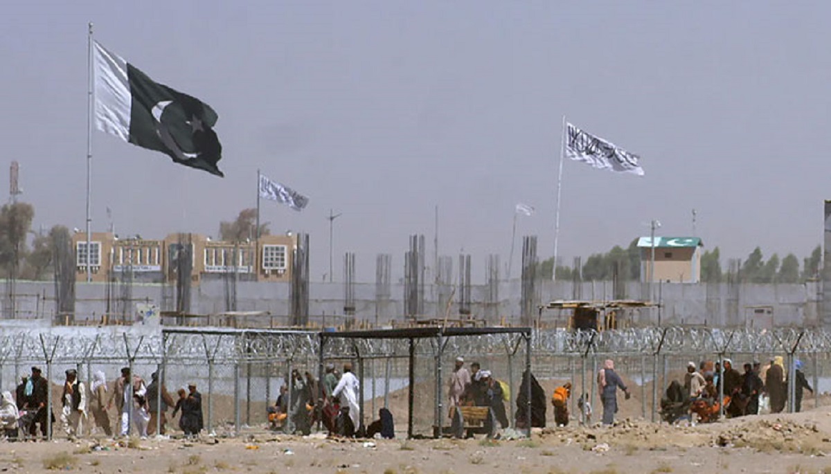 امریکی میڈیا کے مطابق بھارت کے طالبان کے ساتھ بڑھتے رابطوں نے افغانستان اور پاکستان کے درمیان کشیدگی میں مزید اضافہ کر دیا ہے۔