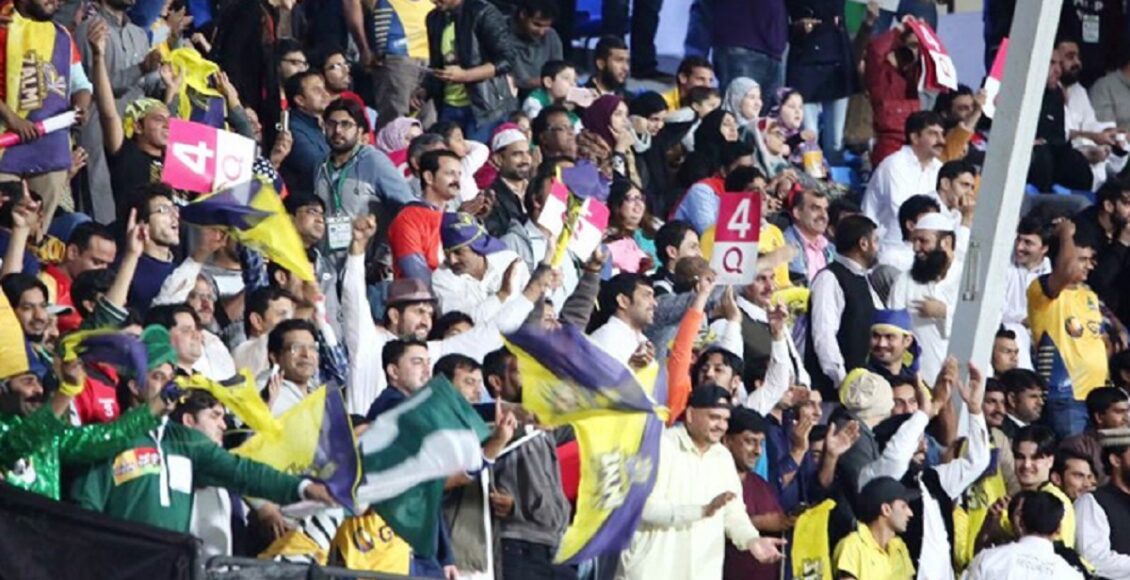 چیئرمین پی سی بی محسن نقوی نے ایکس پر بیان جاری کرتے ہوئے کہا کہ وزیر اعظم نے پی ایس ایل کے تینوں پلے آف میچز میں تماشائیوں کی اجازت دے دی ہے۔