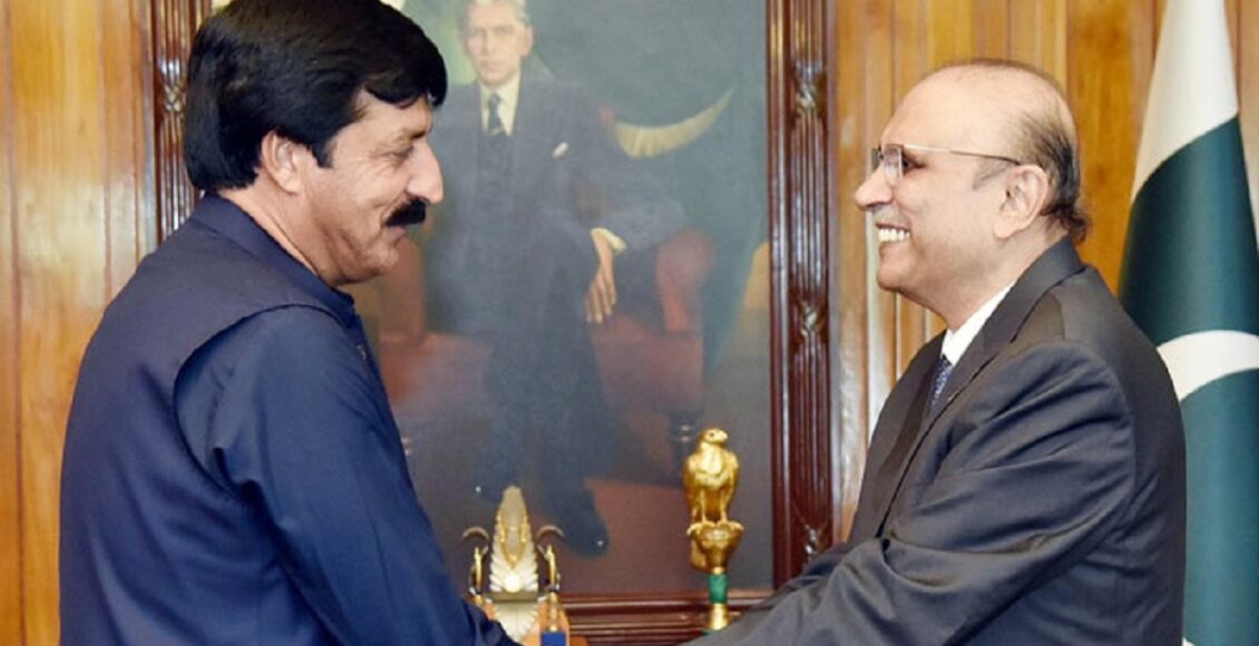 گورنر پنجاب سردار سلیم حیدر خان نے کہا ہے کہ صدر آصف زرداری کا دورہ چین پاکستان کو طاقتور بنانے کیلئے ہے۔