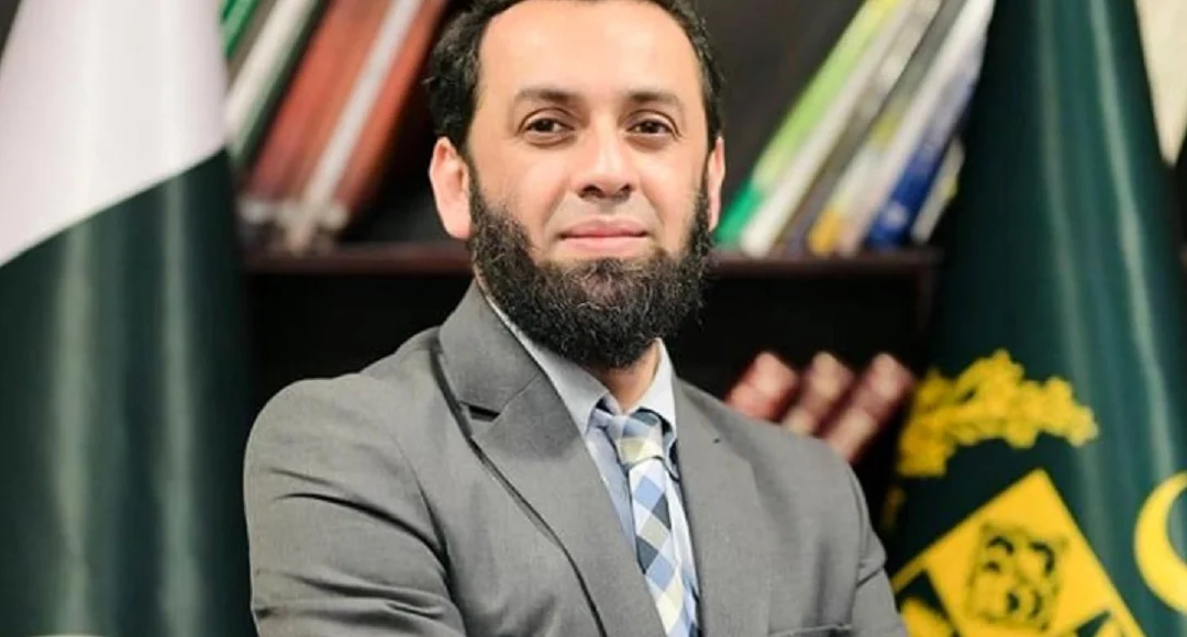 غیر ملکی صحافیوں کو جناح کنونشن سنٹر میں ایک چھت تلے تمام ضروری سہولیات فراہم کی گئی ہیں، وفاقی وزیر اطلاعات عطاء اللہ تارڑ