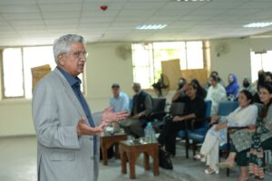 سنو لیپرڈ فاؤنڈیشن، وزارتِ موسمیاتی تبدیلی اور ماحولیاتی ہم آہنگی، اور فاطمہ جناح ویمن یونیورسٹی کے مشترکہ تعاون سے حیاتیاتی تنوع کا عالمی دن اور مارخور کا عالمی دن منایا گیا۔ تقریب میں شعبہ ماحولیاتی علوم کے سینکڑوں طلبہ و طالبات، اساتذہ، اور حکومتی عہدیدار شریک ہوئے۔