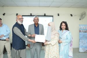سنو لیپرڈ فاؤنڈیشن، وزارتِ موسمیاتی تبدیلی اور ماحولیاتی ہم آہنگی، اور فاطمہ جناح ویمن یونیورسٹی کے مشترکہ تعاون سے حیاتیاتی تنوع کا عالمی دن اور مارخور کا عالمی دن منایا گیا۔ تقریب میں شعبہ ماحولیاتی علوم کے سینکڑوں طلبہ و طالبات، اساتذہ، اور حکومتی عہدیدار شریک ہوئے۔