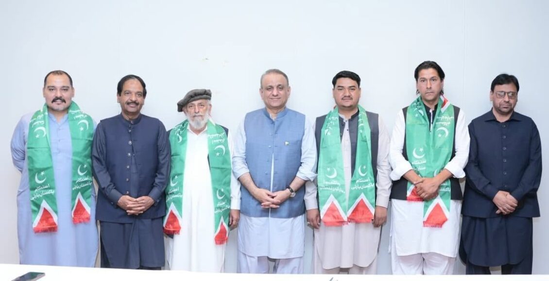 گلگت بلتستان اسمبلی کے نومنتخب 4آزاد ارکان نے استحکام پاکستان پارٹی (آئی پی پی) میں شمولیت کا اعلان کر دیا ہے