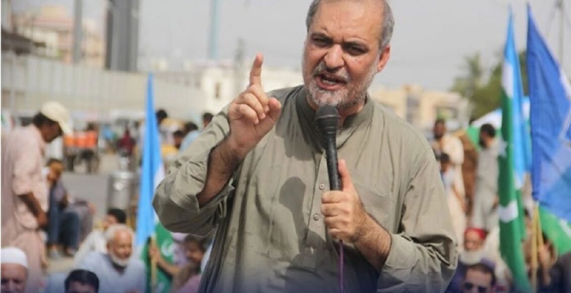 امیر جماعت اسلامی حافظ نعیم الرحمان نے پیٹرولیم لیوی کے خلاف جمعہ کو ملک بھر میں دھرنوں اور احتجاج کا اعلان کیا ہے۔ 